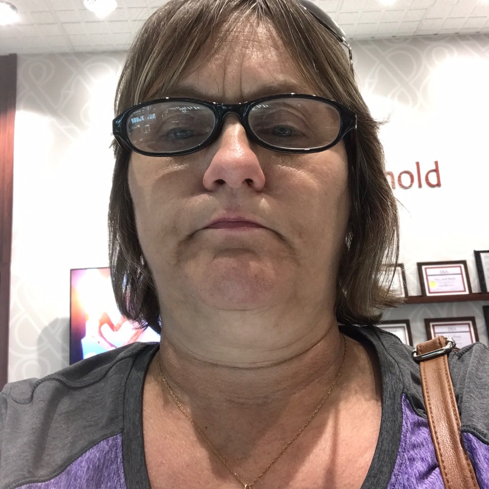 Meet your Posher, Karen